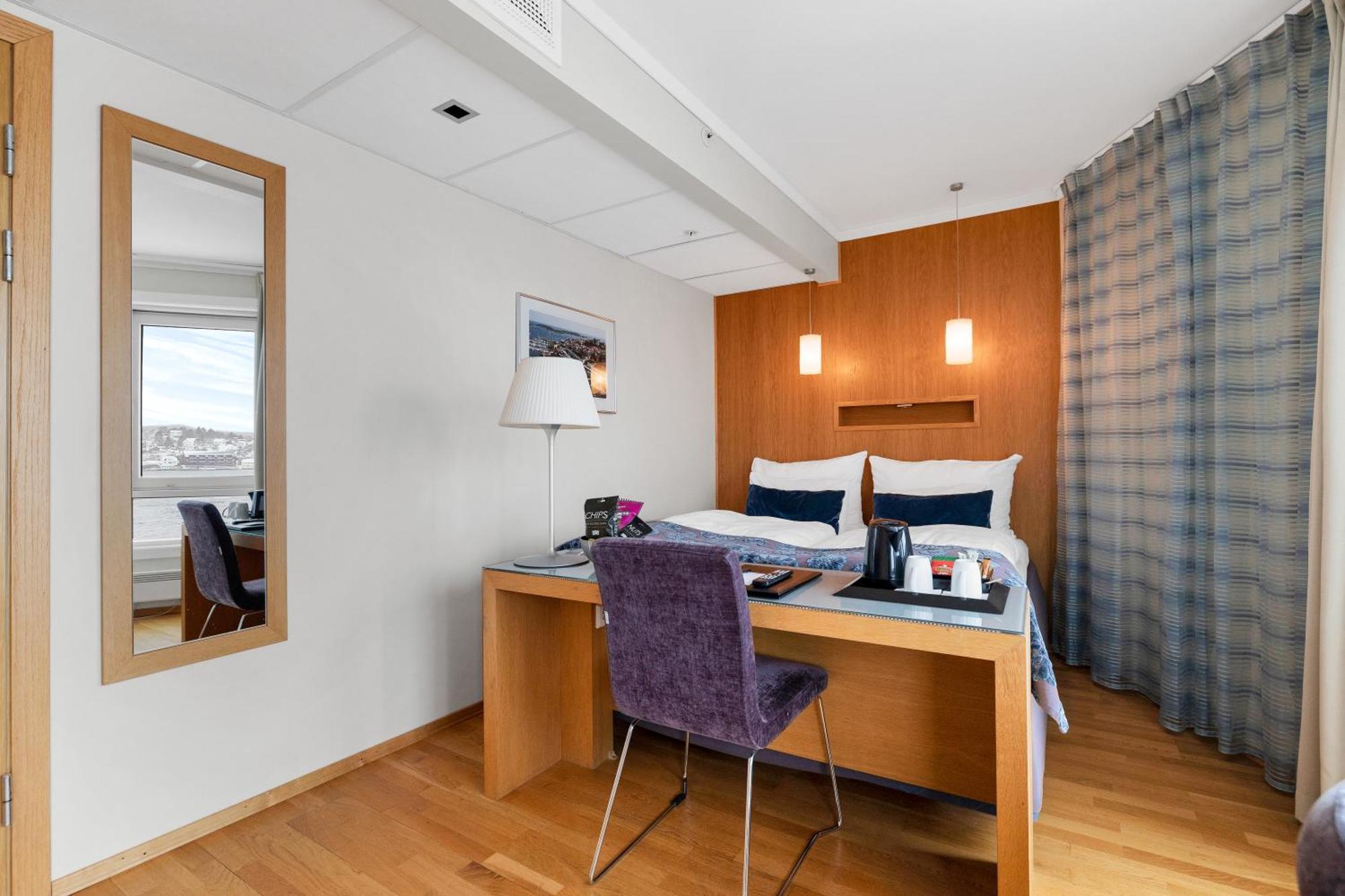 Clarion Hotel Tyholmen Arendal Exterior photo